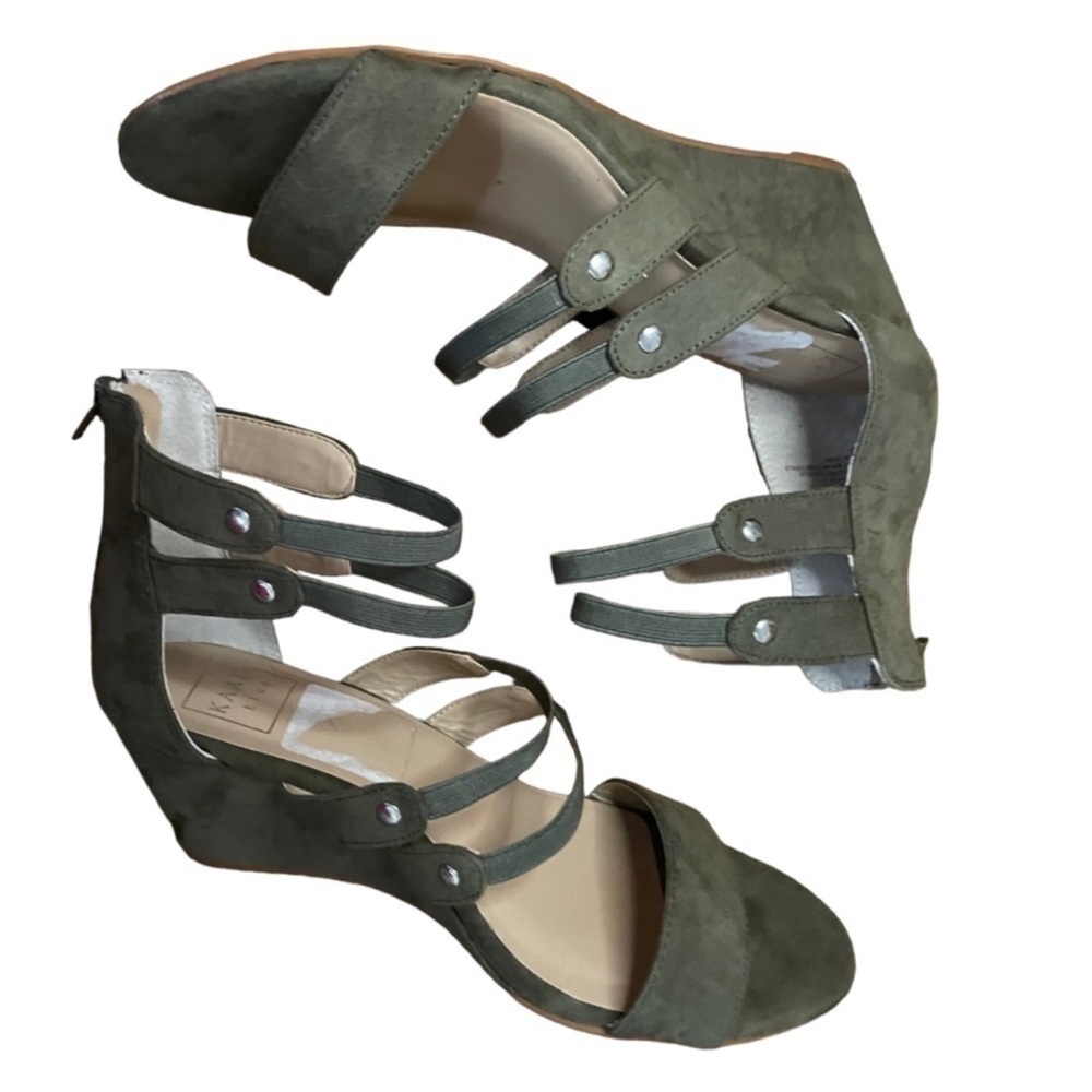 Kaari Blue Megan Olive Faux Suede Strappy Wedge 6.5